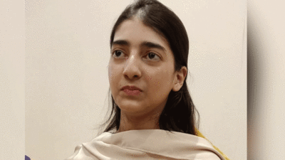 पाकिस्तान की इस लड़की के सीने में धड़क रहा है भारत का दिल, जानें कैसे 