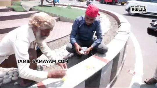 salem man prepare half boil in front of collectorate