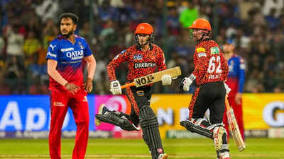 सनराइजर्स हैदराबाद और रॉयल चैलेंजर्स बेंगलुरु के बीच मैच का लाइव स्कोरकार्ड