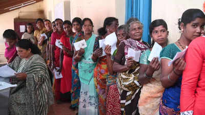 ಕರ್ನಾಟಕ ಚುನಾವಣೆ Voting Live: ಕರ್ನಾಟಕದಲ್ಲಿ ಸಂಜೆ 5 ಗಂಟೆಗೆ ಶೇ. 60 ರಷ್ಟು ಮತದಾನ
