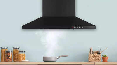 रसोईं में अपनी औकात से ज्यादा धुंआ खींच सकती हैं ये Kitchen Chimney, छूट मिली ऐसी कि ग्राहकों के बीच मचा बवाल