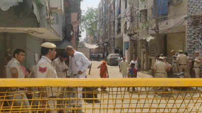 जहांगीरपुर मर्डर: साथी संग नेपाल भागने की कोशिश में था नाबालिग, दिल्ली पुलिस ने गोरखपुर से पकड़ा