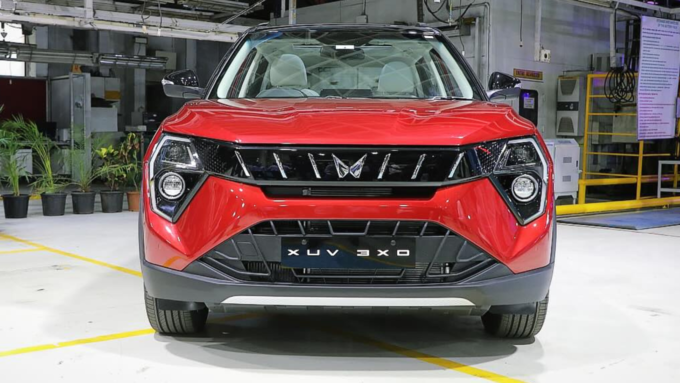 Mahindra XUV 3XO: इंजन-पावर और माइलेज