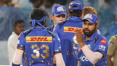 IPL 2024: ग्रुप में बंटे, मनमुटाव... विश्व विजेता कप्तान ने खोल दी मुंबई इंडियंस के ड्रेसिंग रूम की पोल!