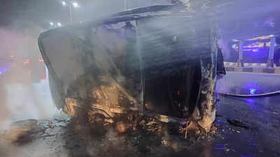 पानीपत: चलती कार में लगी आग, बाहर नहीं निकल पाया युवक, ड्राइविंग सीट पर मिला कंकाल