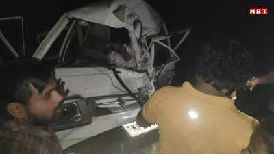 Chhindwara News: शादी की खुशियां मातम में बदली, वैन को टक्कर मार उसी पर पलटा ट्रक, 2 की मौत 7 घायल