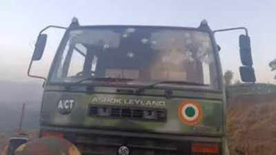 Breaking News: जम्मू-काश्मीरमध्ये एअर फोर्स जवानांच्या ताफ्यावर दहशतवादी हल्ला, अनेक जण जखमी