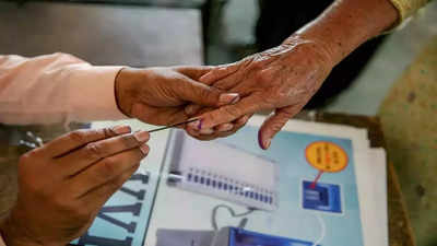 लोकसभा चुनाव 2024: 12 राज्यों की 94 सीटों पर मंगलवार को मतदान, बिहार के 54 उम्मीदवारों का भी होगा फैसला