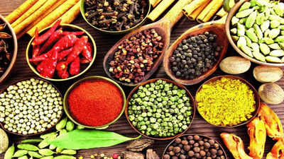 Indian Spices: क्या मसालों में 10 गुना ज्यादा पेस्टीसाइड मिलाने की दी गई है मंजूरी? FSSAI ने बताई पूरी बात