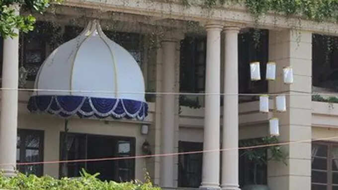 Rekha's abode ‘Basera’ 100 Crore mansion in Mumbai' Rekha's abode ‘Basera’ 100 Crore mansion in Mumbai'