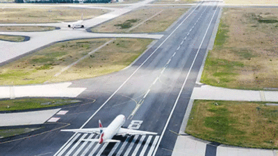 नोएडा इंटरनैशनल एयरपोर्ट का रनवे उड़ान के लिए पूरी तरह तैयार, जानिए कब से शुरू होगा ट्रायल?