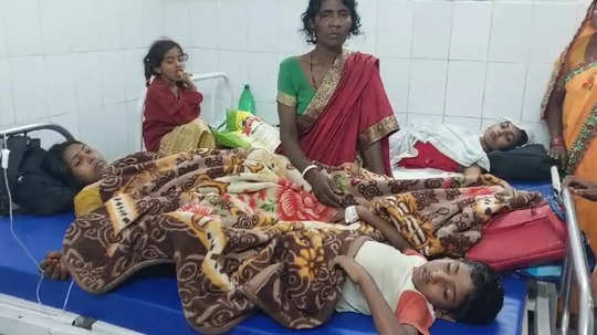 पीलीभीत: मैगी-चावल खाने के बाद पांच लोगों की हालत बिगड़ी, एक बच्चे की मौत