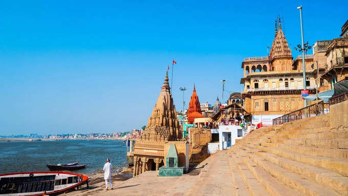 How to reach Dashashwamedh Ghat of Varanasi 