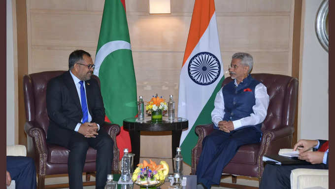 Maldives Foreign Minister With S JaiShankar