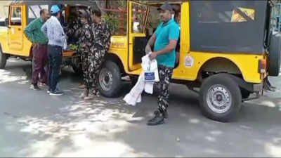निगमकर्मियों को सेना जैसी वर्दी पहनाने पर इंदौर में बवाल, कांग्रेस की आपत्ति पर महापौर का धांसू जवाब