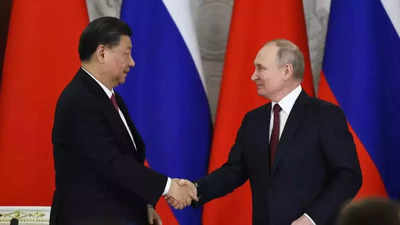 लेख: क्या रूस को हथियार बेचना बंद करेगा चीन,पेइचिंग-मॉस्को की करीबी US की चिंता