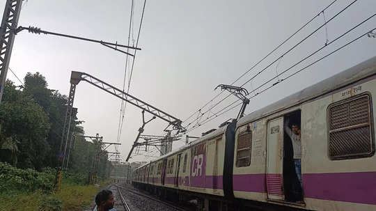 Central Railway: सदोष खांब हटवणार; वादळी परिस्थितीत घटनेची पुनरावृत्ती टाळण्यासाठी मध्य रेल्वेचा निर्णय