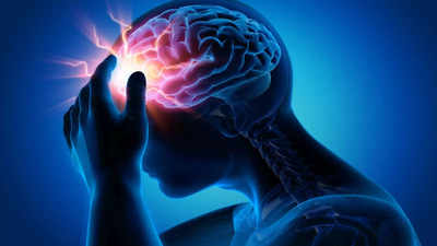 Migraine Treatment: अगर माइग्रेन के दर्द से हैं परेशान, तो अपनी डाइट में शामिल करें ये 5 विटामिन