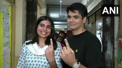 बदलाव के लिए वोटिंग जरूरी.. पहली बार वोट डाल रहे प्रियंका के बेटे रेहान और मिराया ने क्या-क्या कहा जानें