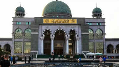 चीन में नहीं बची अरबी शैली में बनी एक भी मस्जिद, सभी से गुंबद और मीनारें हटाई गईं, देशभर में चल रहा अभियान