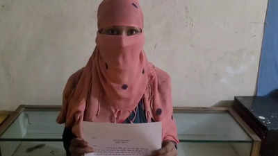 पति के घर से जाने के बाद ससुर करता है दुष्कर्म, बहू ने पुलिस को दी तहरीर