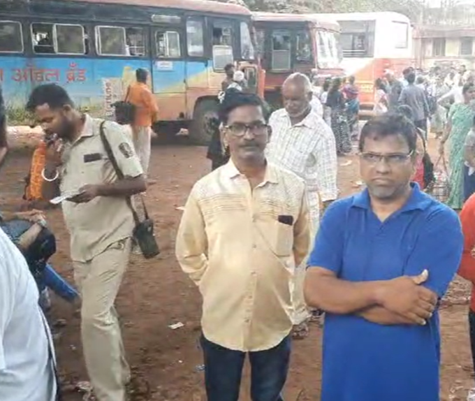 Ratnagiri: दापोली एसटी आगारात डिझेलचा तुटवडा, वाहतूक खोळंबली, लांब पल्ल्याच्या गाड्या आगारातच थांबून