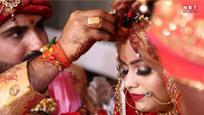 Jyeshtha Month 2024 : जेठ के महीने में घर के बड़े लड़के अथवा लड़की का विवाह करते समय सावधानी अवश्य बरतें