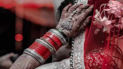 बिहार में अजब-गजब शादी, काम के लिए एक नहीं दो-दो बीवी; नईकी दुल्हन ने खोल दी असली राज