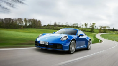 Porsche ने भारतात लाँच केली नवीन 911 Performance Hybrid कार; जाणून घ्या किंमत आणि फीचर्स