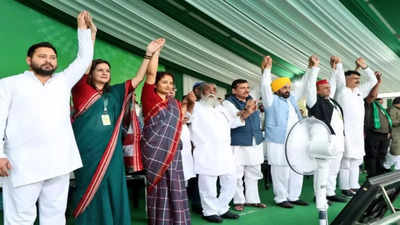 Exit Poll Result: बिहार में एग्जिट पोल को लेकर सियासी भूचाल, NDA में खुशी की लहर, जानिए लालू की पार्टी का रिएक्शन