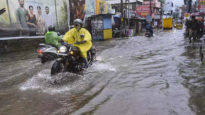 Kerala Rain: पावसाने केरळला झोडपले; IMDकडून या तीन जिल्ह्यांत रेड अलर्ट जारी
