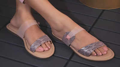 Amazon Sale में हद्द सस्ती बिक रही Stylish Flat Sandals ने लूट ली महफिल, मजबूती में चमड़ा भी न छूट जाए पीछे