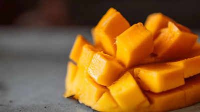 Mango Recipes: আমবাঙালির হেঁশেলে হোক আমের রমরমা, বানিয়ে নিন সেরা কিছু পদ!