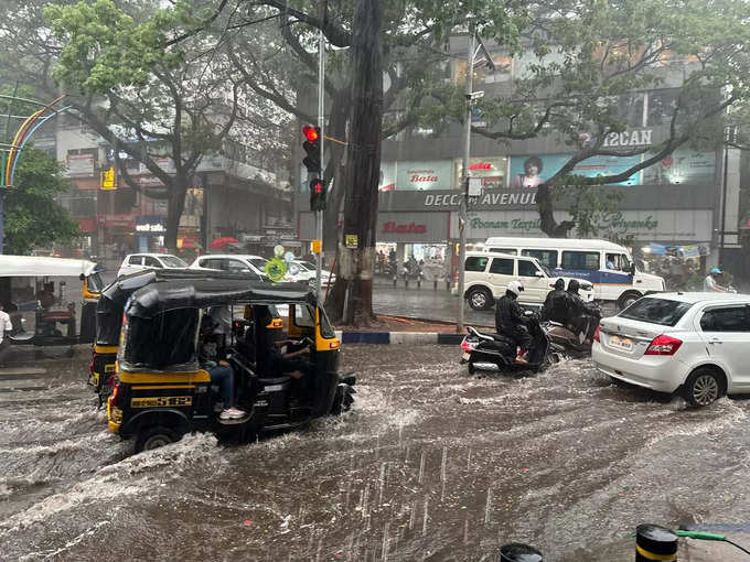 Pune Rain : पुण्यात पावसाची हजेरी