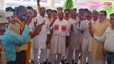 Tikamgarh Lok Sabha Seat Result: टीकमगढ़ लोकसभा सीट पर मतगणना हुई खत्म, बीजेपी कैंडिडेट खटीक 4 लाख से अधिक मतों से जीते