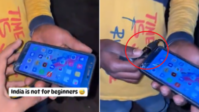 Desi Jugaad Video: मोबाइल स्क्रीन टूट गई तो टच ने काम करना किया बंद, लड़के ने ऐसा जुगाड़ भिड़ाया कि पब्लिक इम्प्रेस हो गई