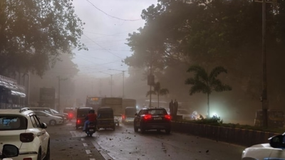 पश्चिमी हवाएं एक्टिव, मुंबई में और ज्यादा बारिश का अलर्ट, पढ़ें मौसम का हाल