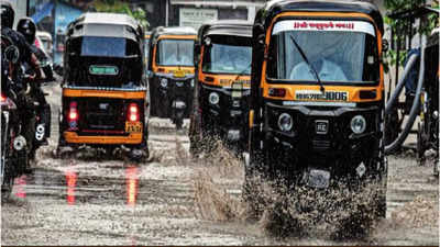Mumbai Rain: महापालिकेचे दावे फोल; पहिल्याच पावसात मुंबईची तुंबई, अनेक भागांत साचले पाणी