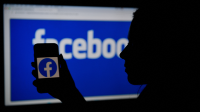 Facebook यूजर्स पर खतरा, लीक हुआ 1 लाख लोगों का डेटा, हो सकता भारी नुकसान