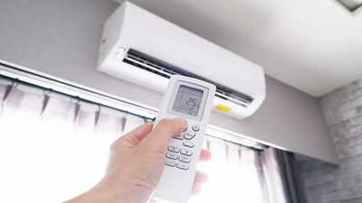 Air Conditioner: ঘরের এই দেওয়ালে ভুলেও এসি লাগাবেন না, কয়েক দিনেই ঘনিয়ে আসবে বিপদ!