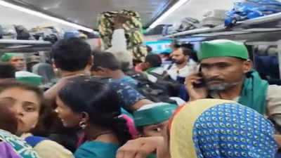 वंदे भारत ट्रेन में बिना टिकट घुसे किसान यूनियन के नेता, लखनऊ में देहरादून जा रही गाड़ी को आधे घंटे रोका गया