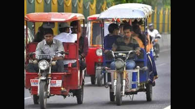 लखनऊ शहर में चलेंगे सिर्फ 8 हजार ई-रिक्शे, बाकी को दिखाया ग्रामीण इलाकों का रास्ता
