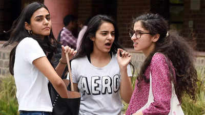 Good News: कॉलेजों में अब साल में दो बार होंगे एडमिशन, UGC लाया नया नियम