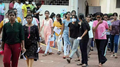 NEET Result Controversy : நீட் தேர்வில் அளிக்கப்பட்ட கருணை மதிப்பெண்கள் ரத்து.. 1,563 மாணவர்களுக்கு மறுதேர்வு..!