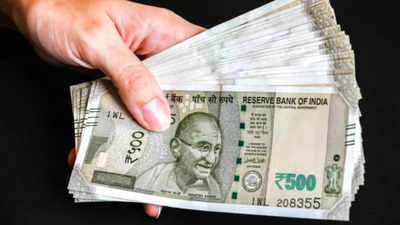 Money Vastu Tips: ಈ ಸಮಯದಲ್ಲಿ ಯಾರಿಗೂ ಹಣ ಕೊಡಲೇಬೇಡಿ.. ದಾರಿದ್ರ್ಯ ಬರುತ್ತೆ!