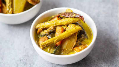 Bengali Recipes: নাম শুক্ত হলেও স্বাদটা তেতো নয়, রইল পুরনো দিনের ২ রেসিপি