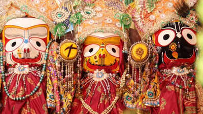 Snan Yatra 2024: জ্যৈষ্ঠ পূর্ণিমায় হবে স্নানযাত্রা, ১০৮ কলসি জলে স্নানের পর জ্বর আসবে জগন্নাথ- বলরাম- সুভদ্রার