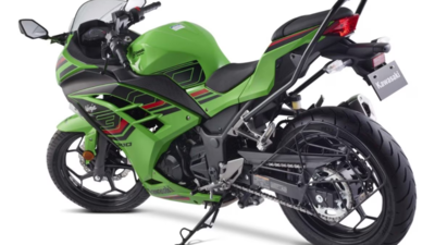 Kawasaki Ninja 300 चे मेड-इन-इंडिया मॉडेल लाँच; जाणून घ्या किंमत आणि फीचर्स