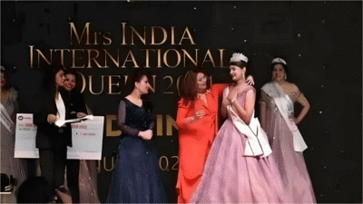 मेजर की पत्नी राधा राय बनीं मिसेज इंडिया इंटरनैशनल क्वीन, बेटी की सफलता पर गाजीपुर निहाल
