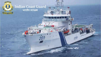 Indian Coast Guard Recruitment : 12 ஆம் வகுப்பு தேர்ச்சி பெற்றவரா..? கடலோர காவல் படையில் 320 காலிப்பணியிடங்கள்...!
